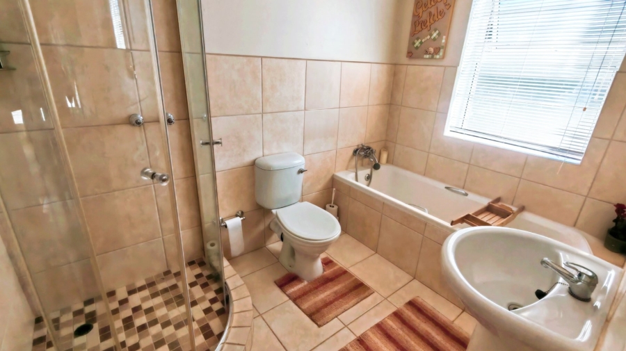 Commercial Property for Sale in Friemersheim Western Cape